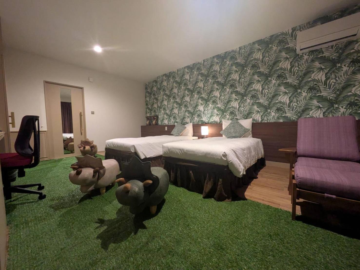Hiyagunlanairesort 3*